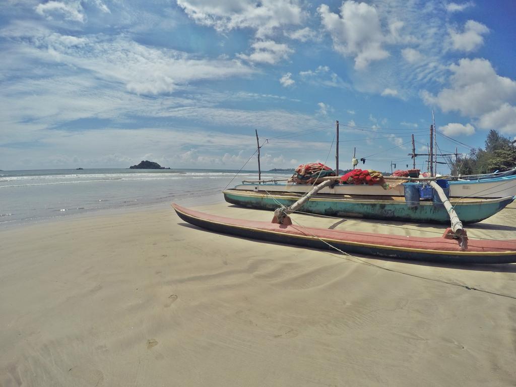 Silvas Surf Home Weligama Exterior photo