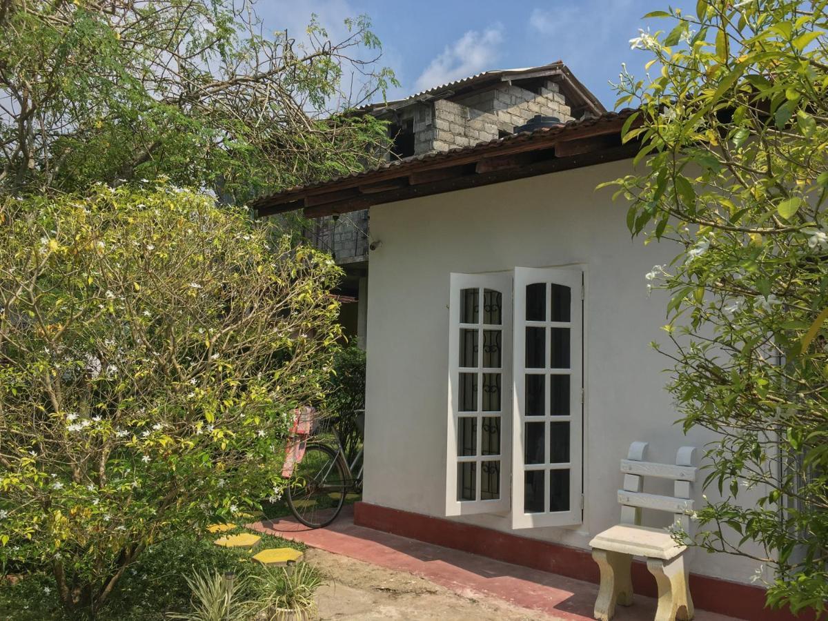 Silvas Surf Home Weligama Exterior photo