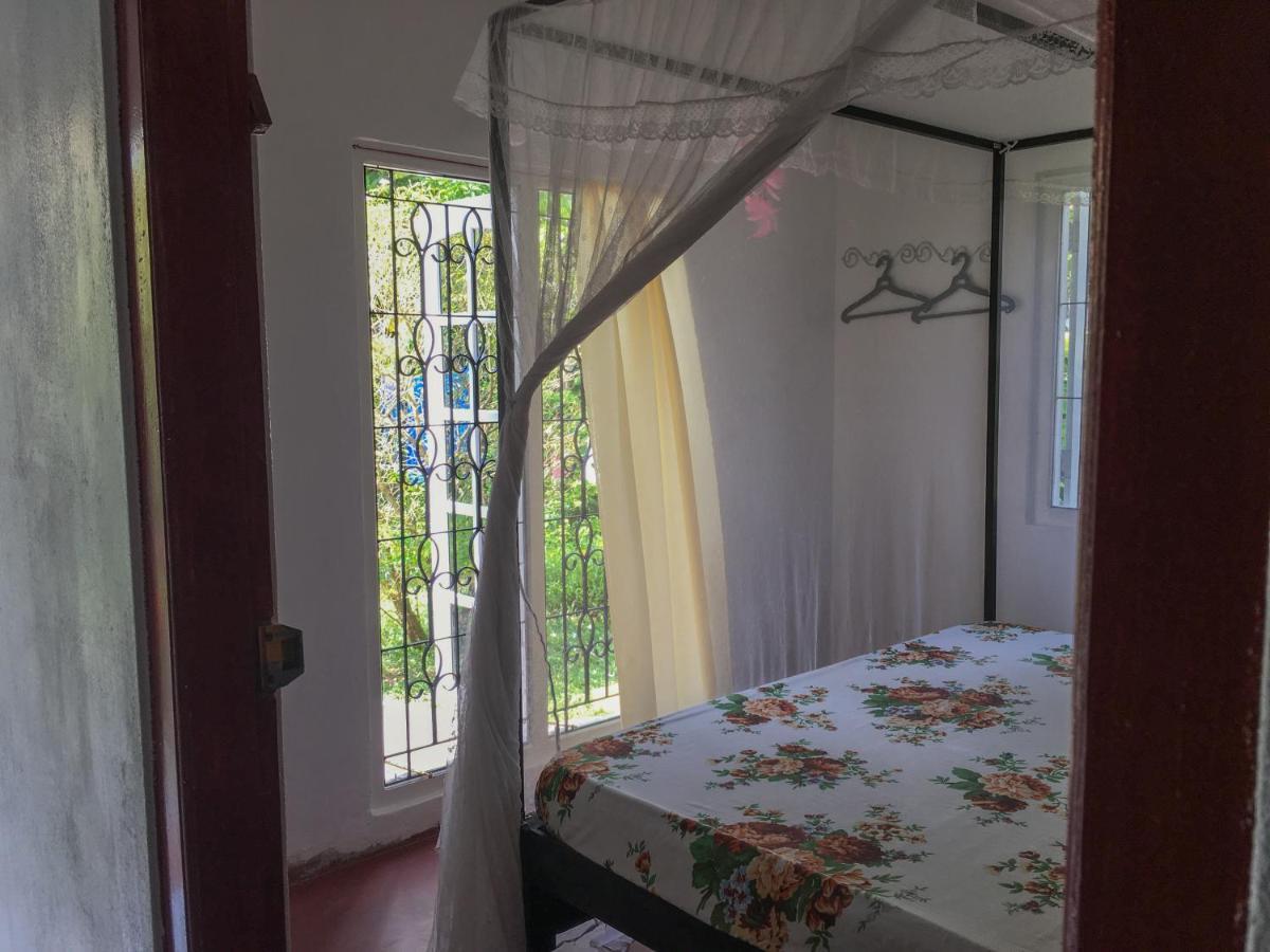 Silvas Surf Home Weligama Exterior photo